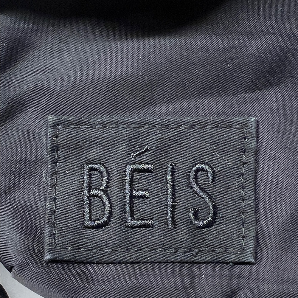 BEIS The sport wristlet set - Picture 2 of 10
